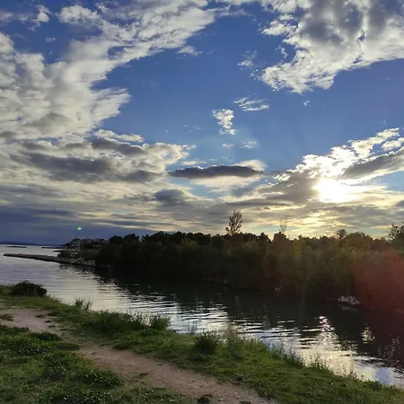 Apartment Rosie Podstrana