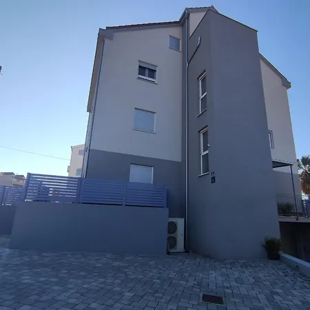 Rosie Appartement Podstrana